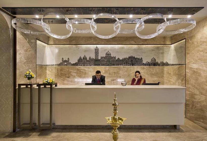 Hotel The Baroda Residency 2