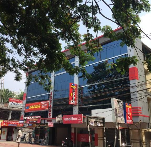 Hotel Mega Tourist Home Palarivattom 19