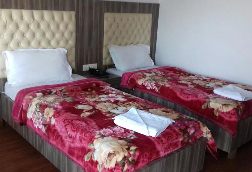 Resort Lamahatta Residency 2