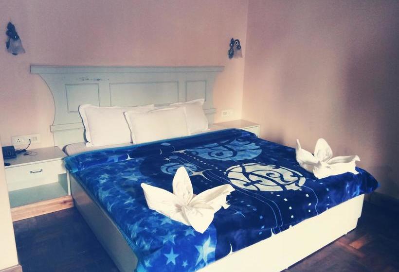 Resort Lamahatta Residency 9