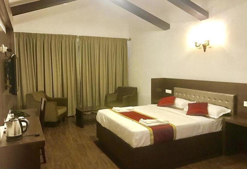 Hotel Sky Dale Inn & Suites 12