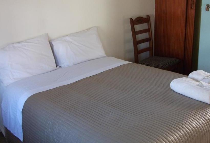 Wiritoa Lakes Motel 11