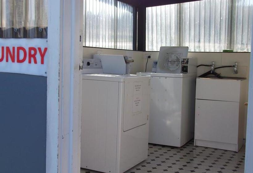 Wiritoa Lakes Motel 12