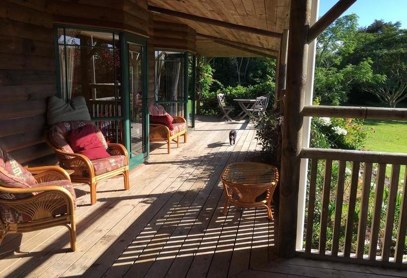 Farmgate Family Friendly B&b Whitianga 3