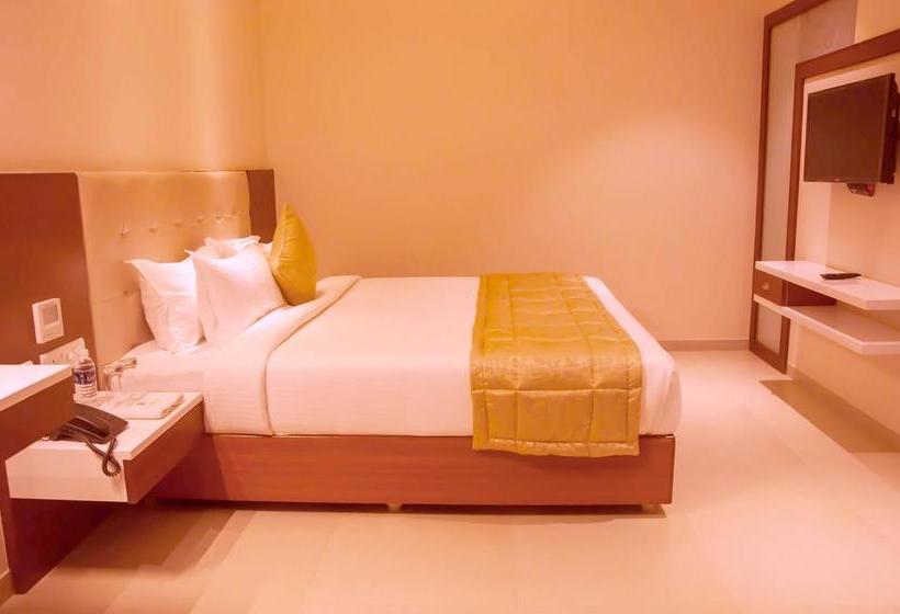 Hotel Tgi Residency Green Ridge 3