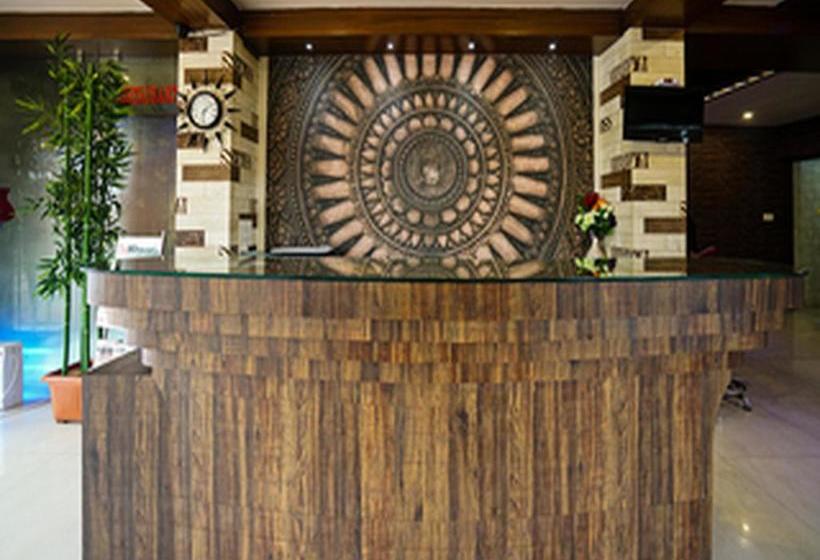 Hotel Oyo Rooms Near Power House 2