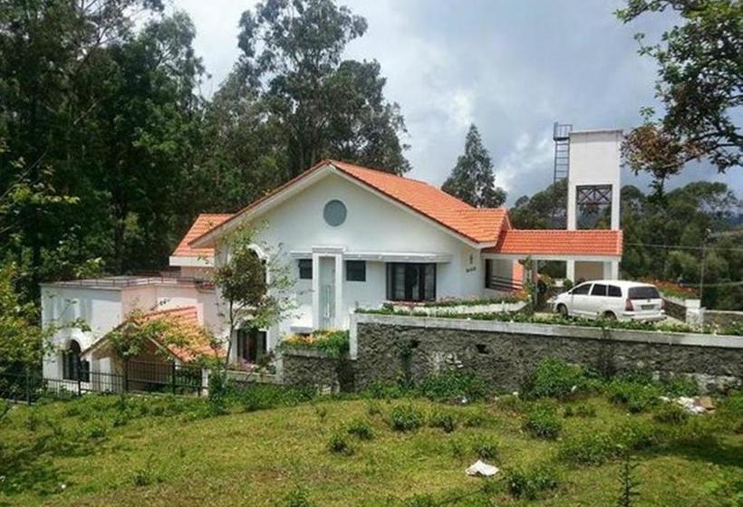 Resort Sunrise On Hills 11