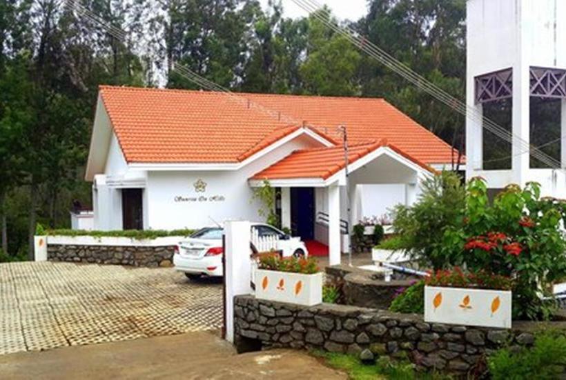 Resort Sunrise On Hills 12