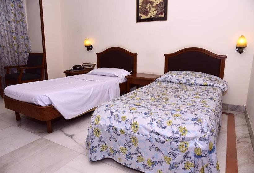 Hotel Atithi Mumbai 1