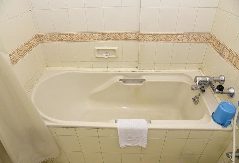 Hotel Atithi Mumbai 7