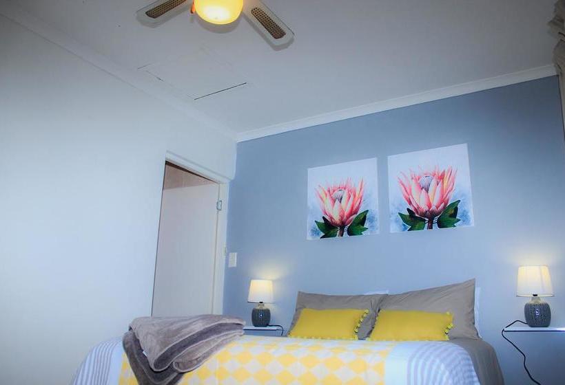 Bed and Breakfast Balgownie Cottage 2