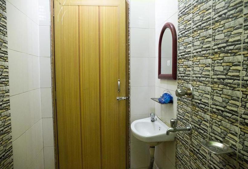 Hotel Oyo Rooms Near Kiit University 20