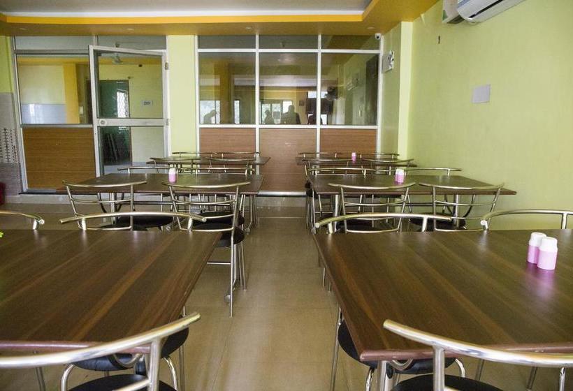 Hotel Oyo Rooms Near Kiit University 4