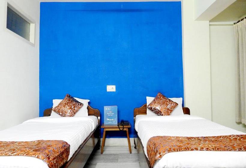 Hotel Oyo Rooms Railway Station Ulubari Flyover 12