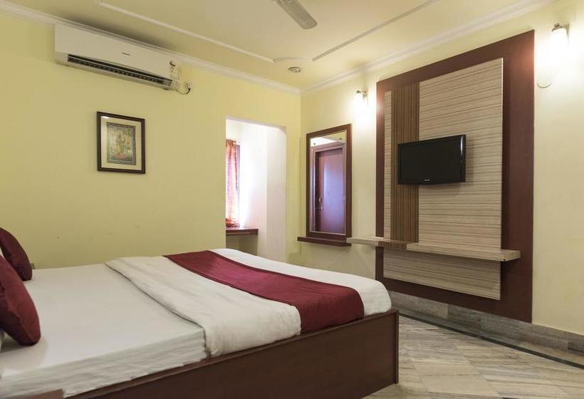 Hotel Oyo Rooms Master Canteen 15