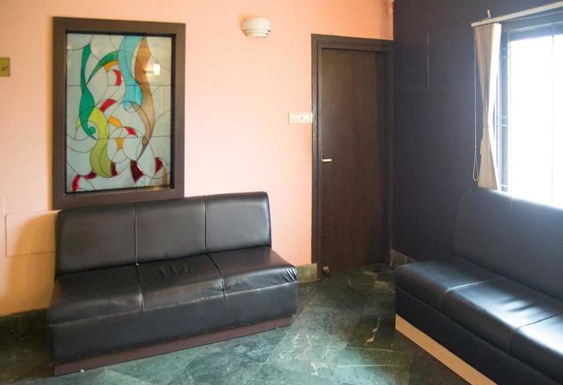 Hotel Oyo Rooms Master Canteen 8