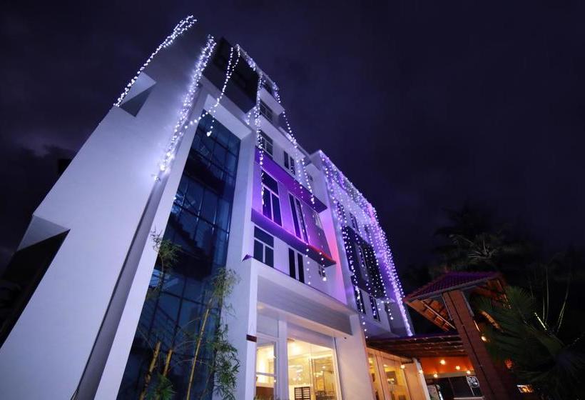 Hotel Oyo Rooms Technopark Kerala