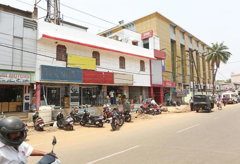 Hotel Oyo Rooms Near Sunshine Hospital 1