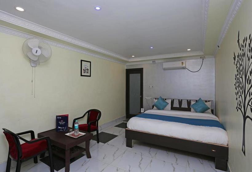 Hotel Oyo Rooms Near Sunshine Hospital 14