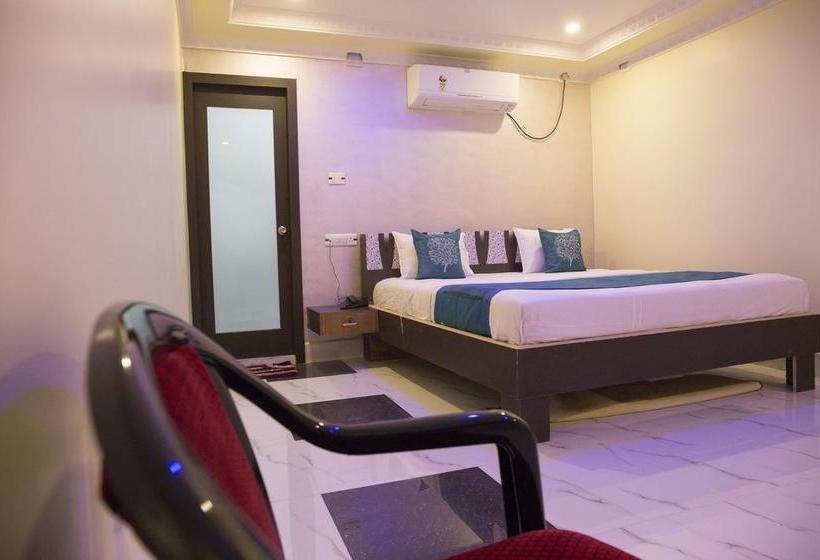 Hotel Oyo Rooms Near Sunshine Hospital 20