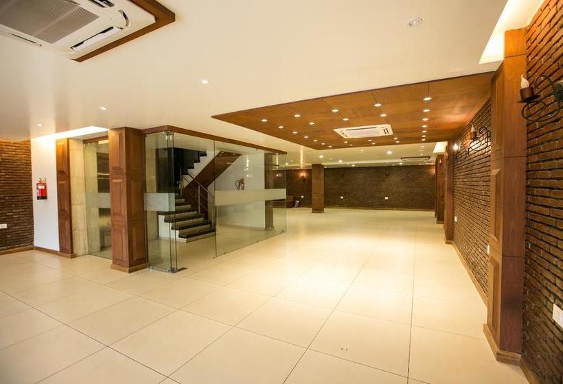 Hotel Oyo Rooms Near Halalpura Bus Stand 7