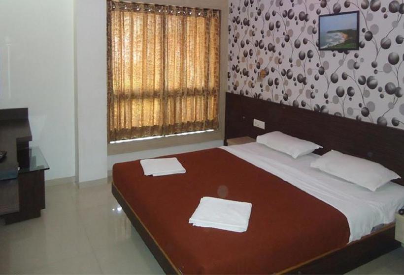 Hotel Yatri Niwas 11