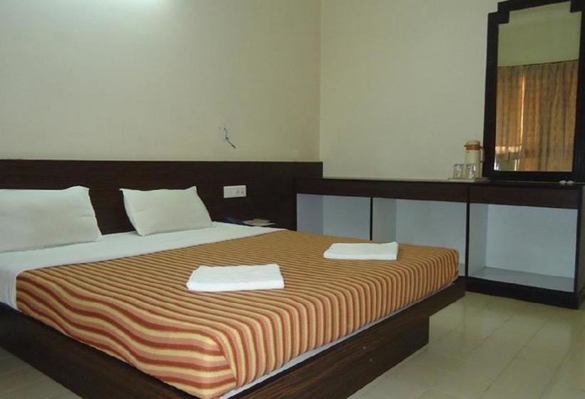 Hotel Yatri Niwas 12