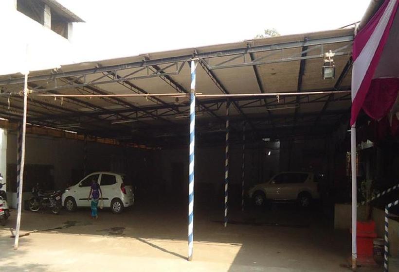 Hotel Yatri Niwas 14