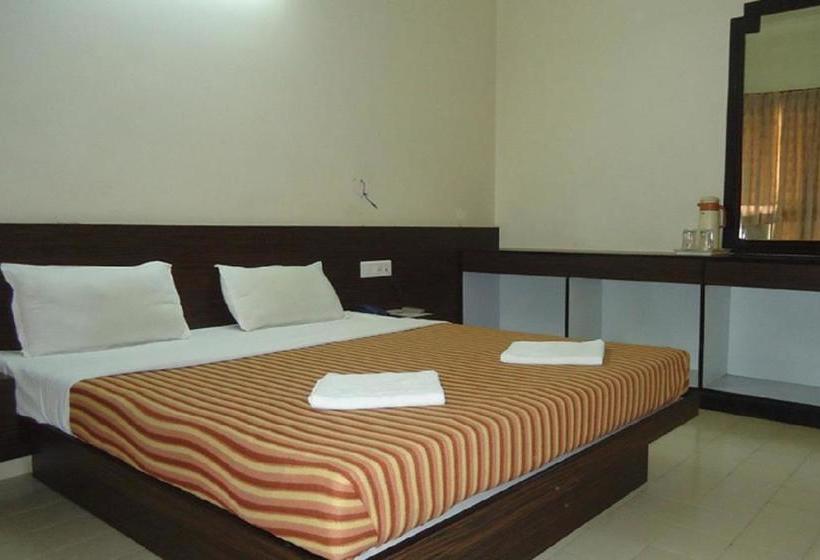 Hotel Yatri Niwas 8