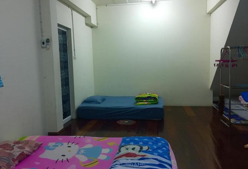 Hostel At Tuek Nam 3