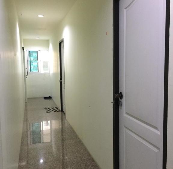 Hostel At Tuek Nam 7