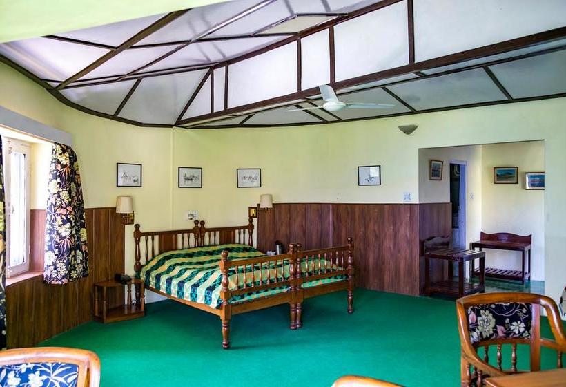 Hotel Udechee Huts 9