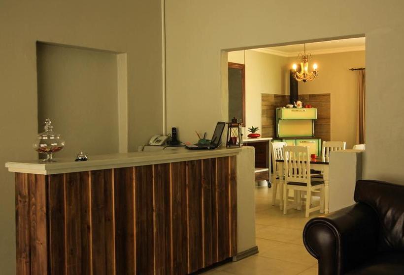 Bed and Breakfast La Rose Douglas Guesthouse 13