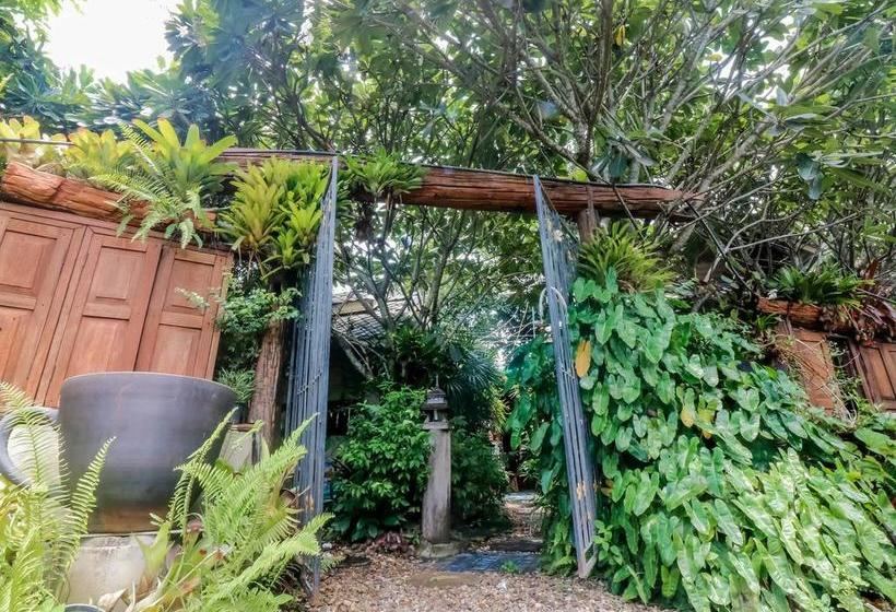 Hotel Nida Rooms San Na Meng 180 1