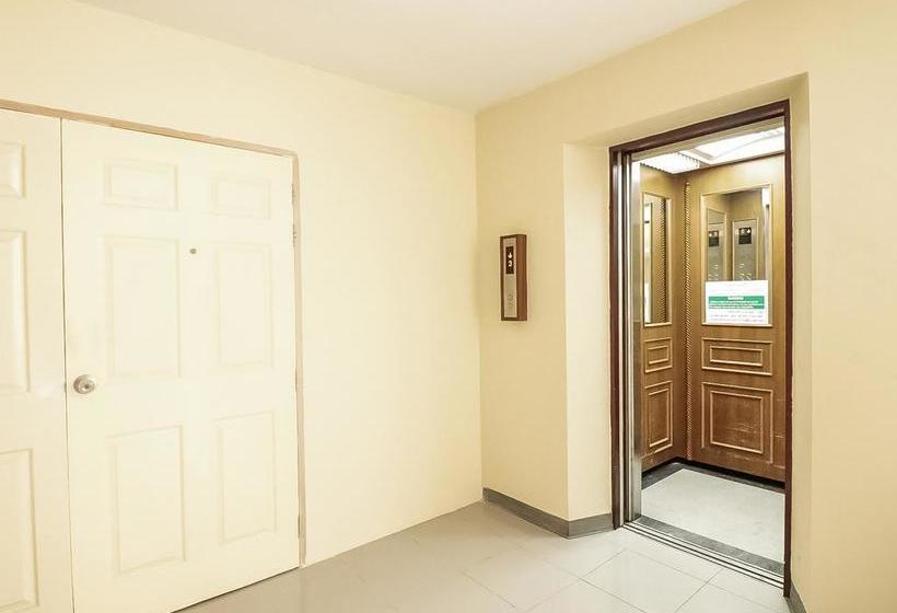 Hotel Nida Rooms Room Thetavee Suan Luang 4