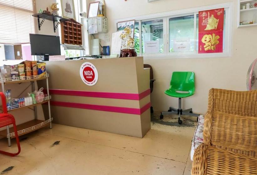 Hotel Nida Rooms Korat Route 234 10