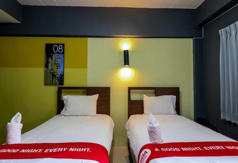 Hotel Nida Rooms Triple 3 Mega Plaza 14