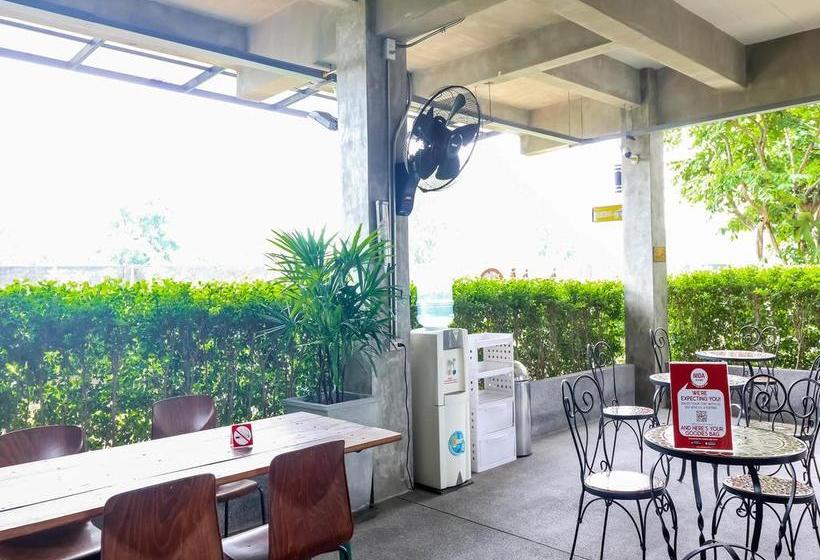 Hotel Nida Rooms Triple 3 Mega Plaza 8