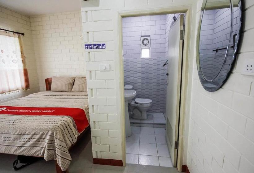 Hotel Nida Rooms Triple 5 Sikhio 9