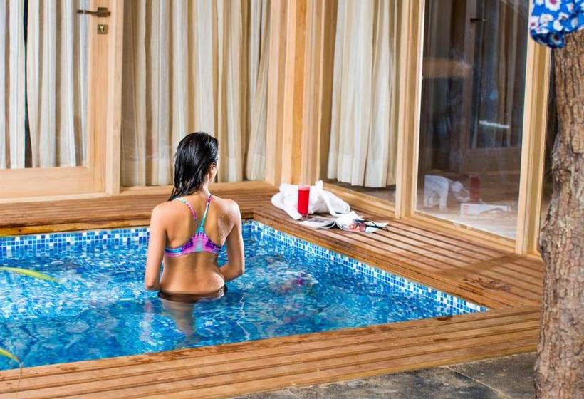 Resort Aura Spa Retreat Goa Goa