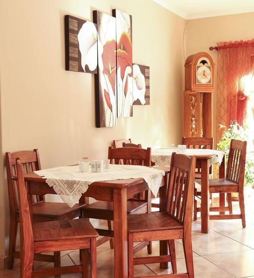 Bed and Breakfast Africa Ekhaya 15