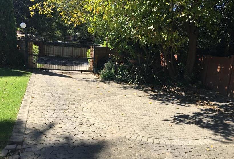 Bed and Breakfast Africa Ekhaya 7