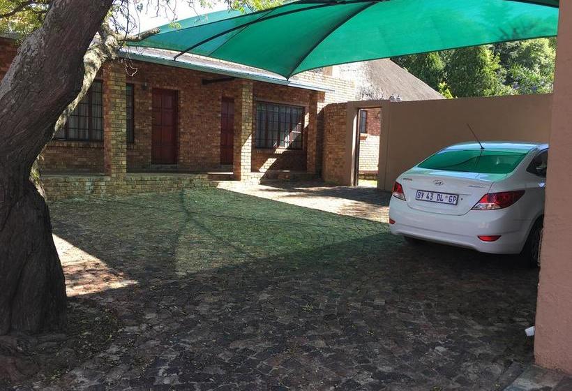 Bed and Breakfast Africa Ekhaya 8