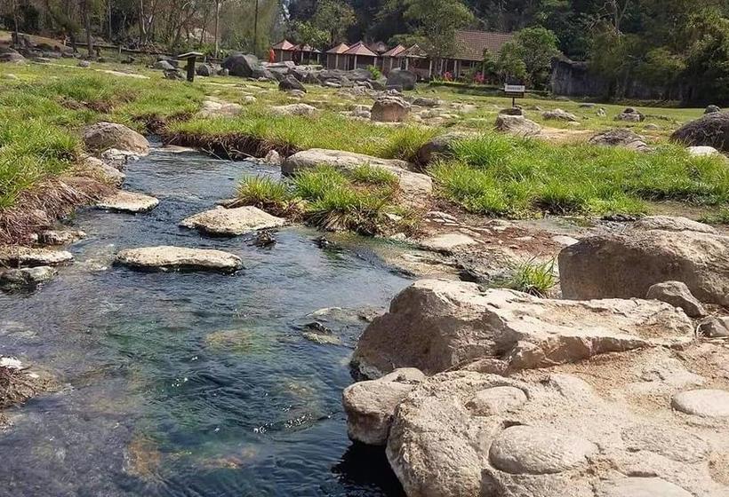 Mon Muang Ngam Resort 10