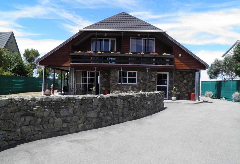 Rarangi Seaview On The Beach B&b