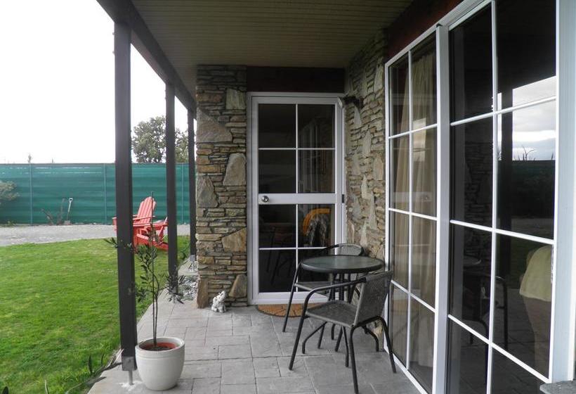 Rarangi Seaview On The Beach B&b 15