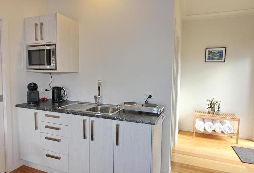 Bed and Breakfast Tussock Lodge Whitianga 12