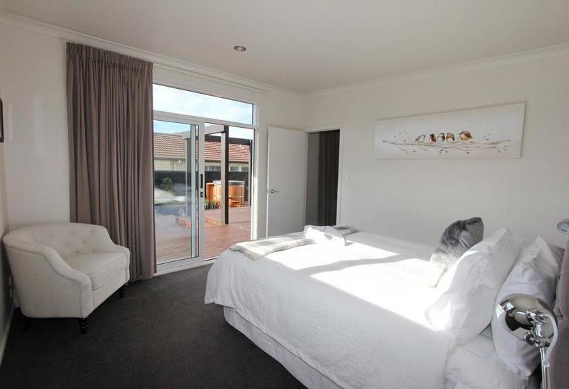 Bed and Breakfast Tussock Lodge Whitianga 14