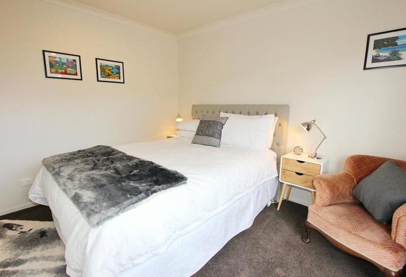 Bed and Breakfast Tussock Lodge Whitianga 17