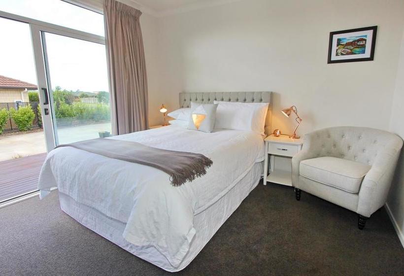 Bed and Breakfast Tussock Lodge Whitianga 20